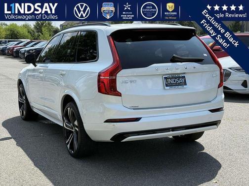2022 Volvo XC90 Recharge Plug-In Hybrid T8 R-Design 7 Passenger