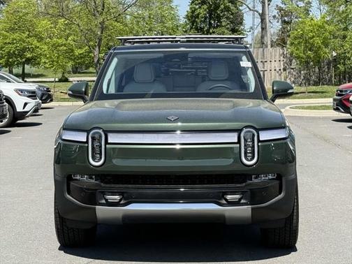 2023 Rivian R1S Adventure