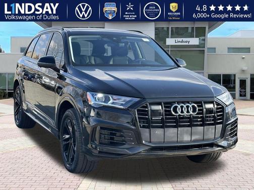 2023 Audi Q7 55 Premium Plus