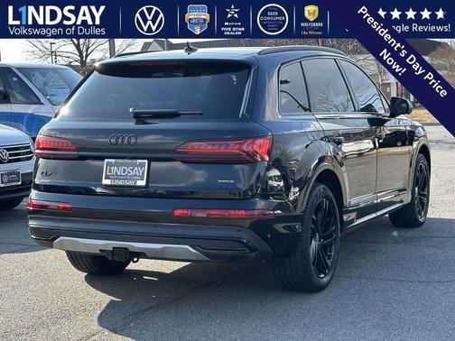 2023 Audi Q7 55 Premium Plus