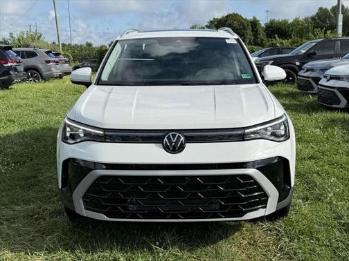 2025 Volkswagen Taos 1.5T SEL