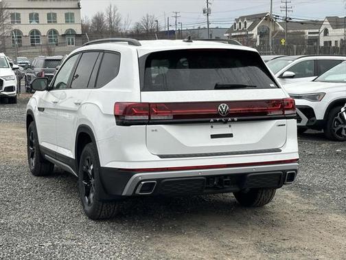 2025 Volkswagen Atlas 2.0T Peak Edition
