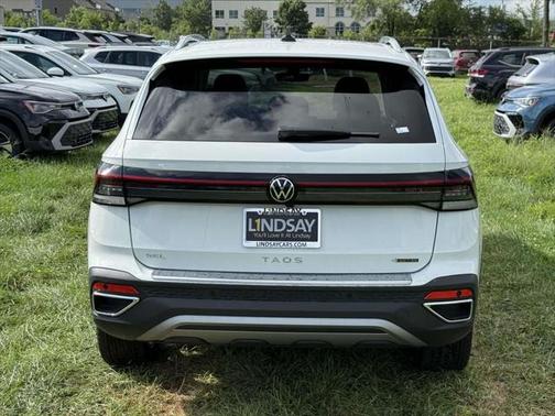 2025 Volkswagen Taos 1.5T SEL