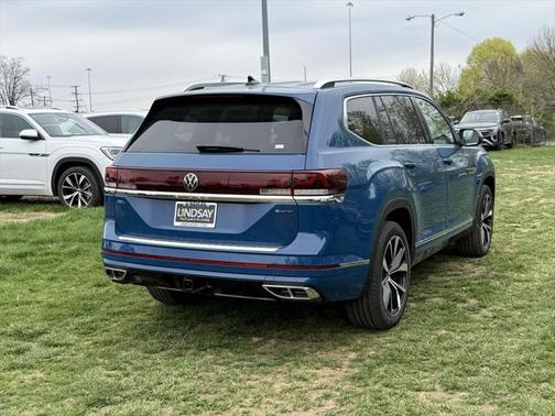 2025 Volkswagen Atlas 2.0T SEL Premium R-Line 4MOTION