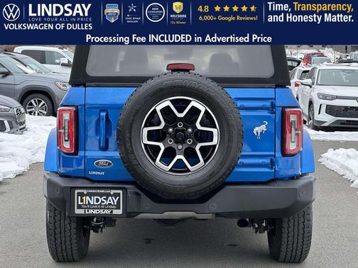 VELOCITY BLUE METALLIC 2022 Ford Bronco Outer Banks