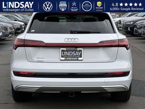 2019 Audi e-tron Premium Plus