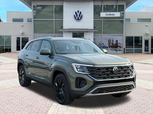 2025 Volkswagen Atlas Cross Sport 2.0T SE w/Technology 4MOTION