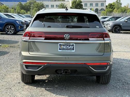 2025 Volkswagen Atlas Cross Sport 2.0T SE w/Technology 4MOTION