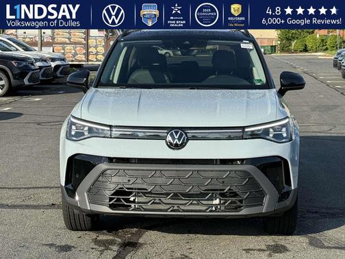 2025 Volkswagen Taos 1.5T SE Black