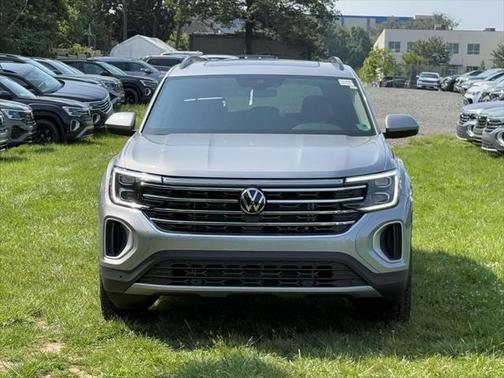 2025 Volkswagen Atlas 2.0T SE w/Technology 4MOTION
