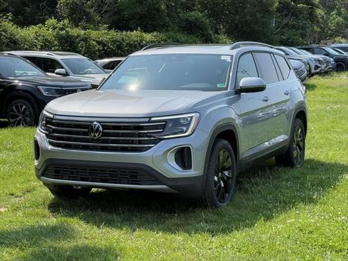 2025 Volkswagen Atlas 2.0T SE w/Technology 4MOTION