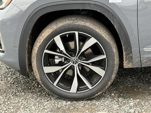 2025 Volkswagen Atlas 2.0T SEL Premium R-Line 4MOTION