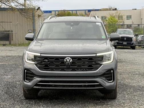 2025 Volkswagen Atlas 2.0T SEL Premium R-Line 4MOTION