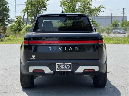 2022 Rivian R1T Adventure