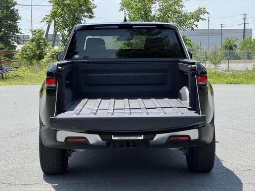 2022 Rivian R1T Adventure