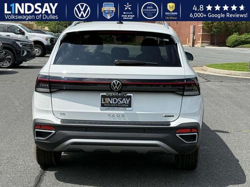 2025 Volkswagen Taos 1.5T SE