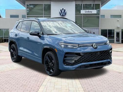 2025 Volkswagen Tiguan 2.0T SE R-Line Black 4MOTION