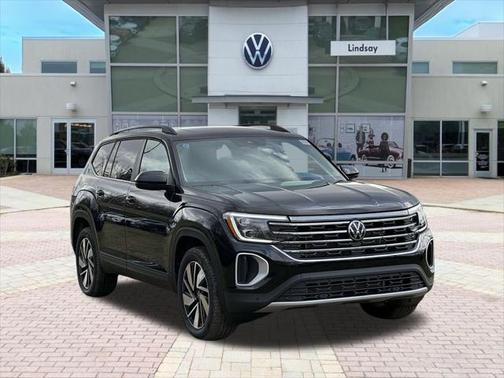 2025 Volkswagen Atlas 2.0T SE w/Technology 4MOTION