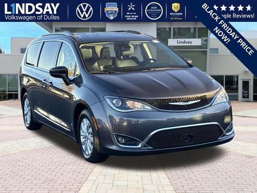 2018 Chrysler Pacifica Touring-L Plus