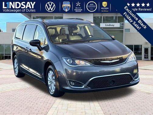 2018 Chrysler Pacifica Touring-L Plus