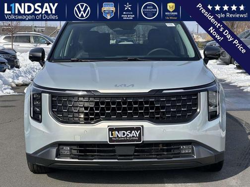 2025 Kia Carnival SX