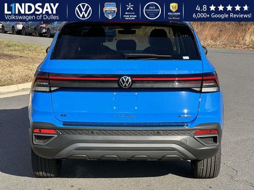 2026 Volkswagen Taos SE Black