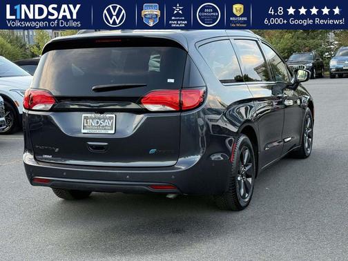 2019 Chrysler Pacifica Hybrid Limited