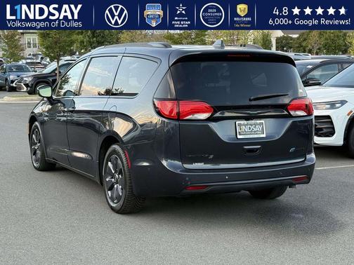 2019 Chrysler Pacifica Hybrid Limited