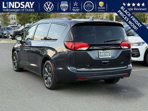 2019 Chrysler Pacifica Hybrid Limited