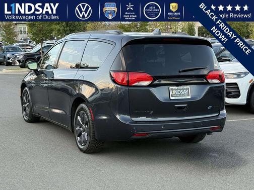 2019 Chrysler Pacifica Hybrid Limited