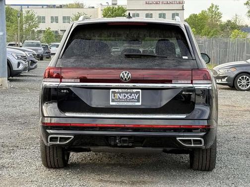 2025 Volkswagen Atlas 2.0T SEL Premium R-Line 4MOTION