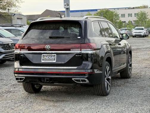 2025 Volkswagen Atlas 2.0T SEL Premium R-Line 4MOTION