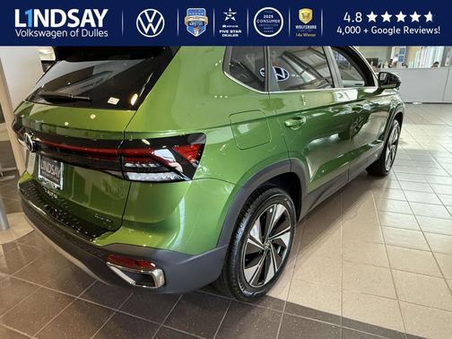 2025 Volkswagen Taos 1.5T SE