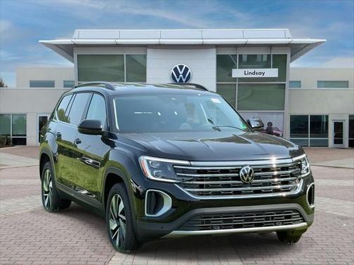 2025 Volkswagen Atlas 2.0T SE w/Technology 4MOTION