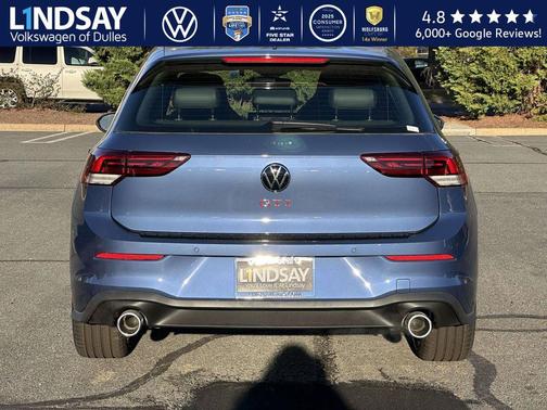 2025 Volkswagen Golf GTI 2.0T SE DSG
