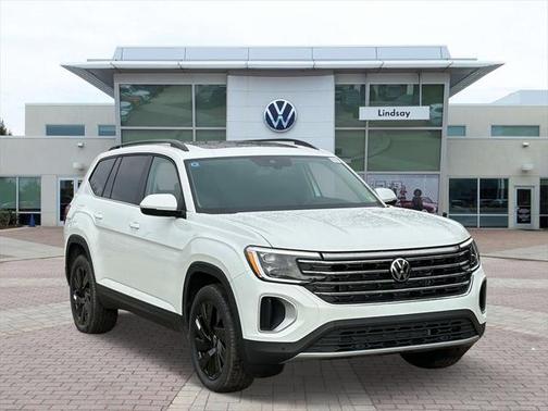 2025 Volkswagen Atlas 2.0T SE w/Technology 4MOTION