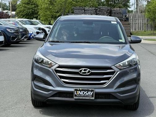 2016 Hyundai TUCSON SE