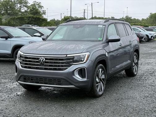 2025 Volkswagen Atlas 2.0T SE w/Technology 4MOTION