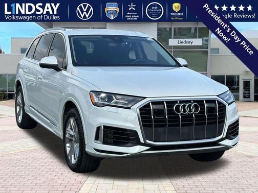 2022 Audi Q7 55 Premium Plus