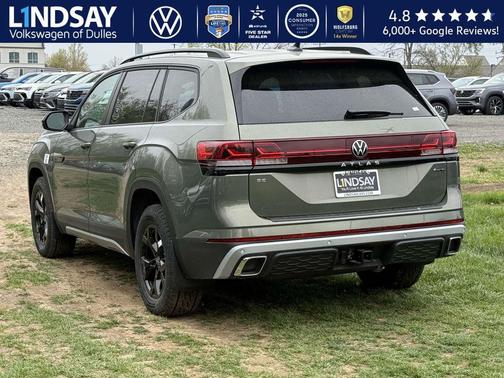 2025 Volkswagen Atlas 2.0T Peak Edition