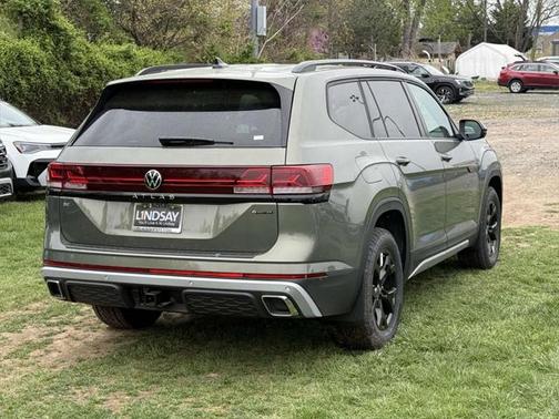 2025 Volkswagen Atlas 2.0T Peak Edition