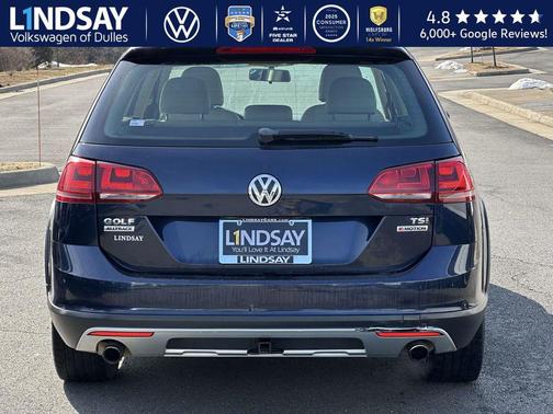 2017 Volkswagen Golf Alltrack TSI S
