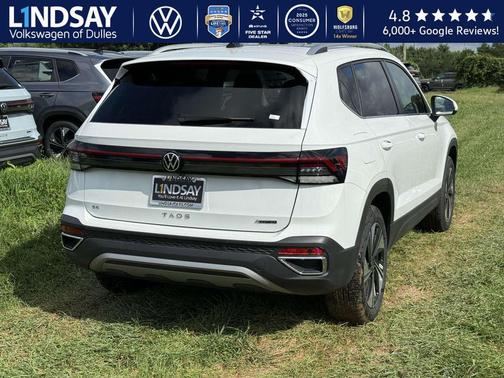 2025 Volkswagen Taos 1.5T SE
