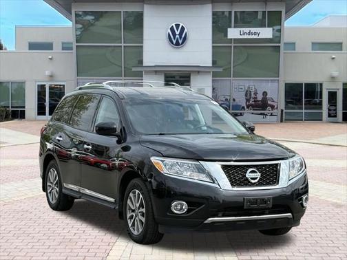 2016 Nissan Pathfinder SL