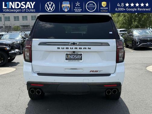 2022 Chevrolet Suburban RST