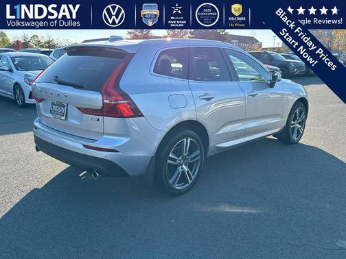 2021 Volvo XC60 T5 Momentum