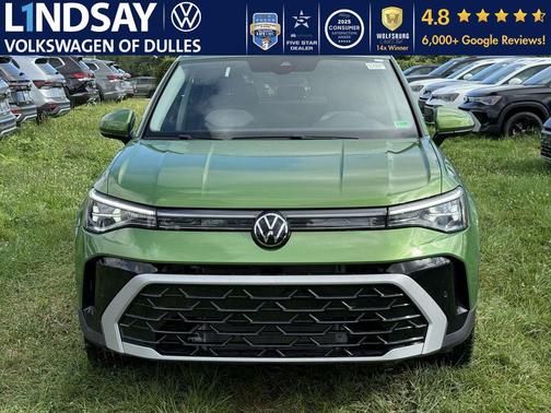 2025 Volkswagen Taos 1.5T SEL