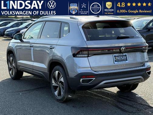 2025 Volkswagen Taos 1.5T SE