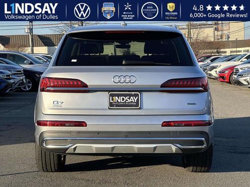 2022 Audi Q7 55 Premium Plus