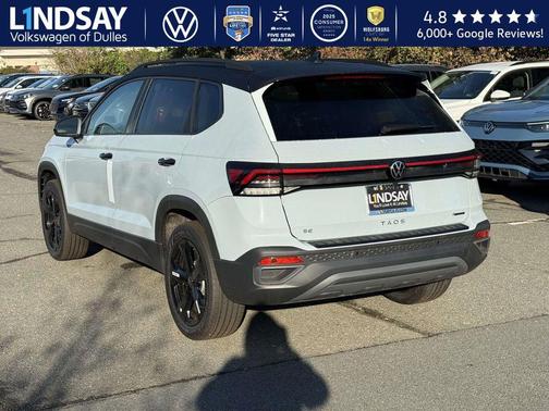 2025 Volkswagen Taos 1.5T SE Black